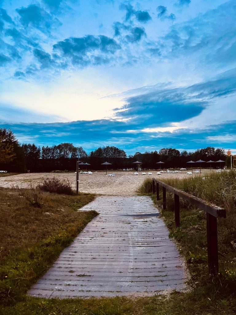 Titelbild zum Blogartikel Wenn Bravsein krank macht – was Gefühle uns sagen von Melanie Lockenvitz